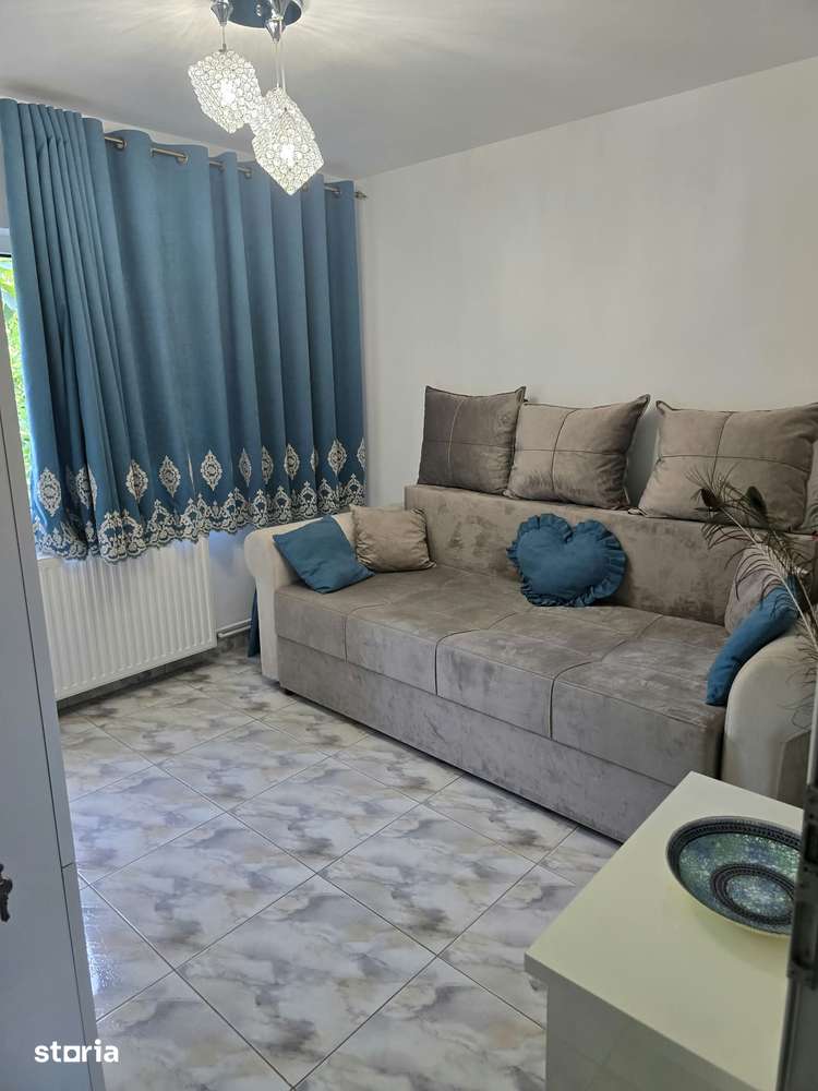 Apartament 4 camere, etaj 3/4, Micro 16 — fotografia 1
