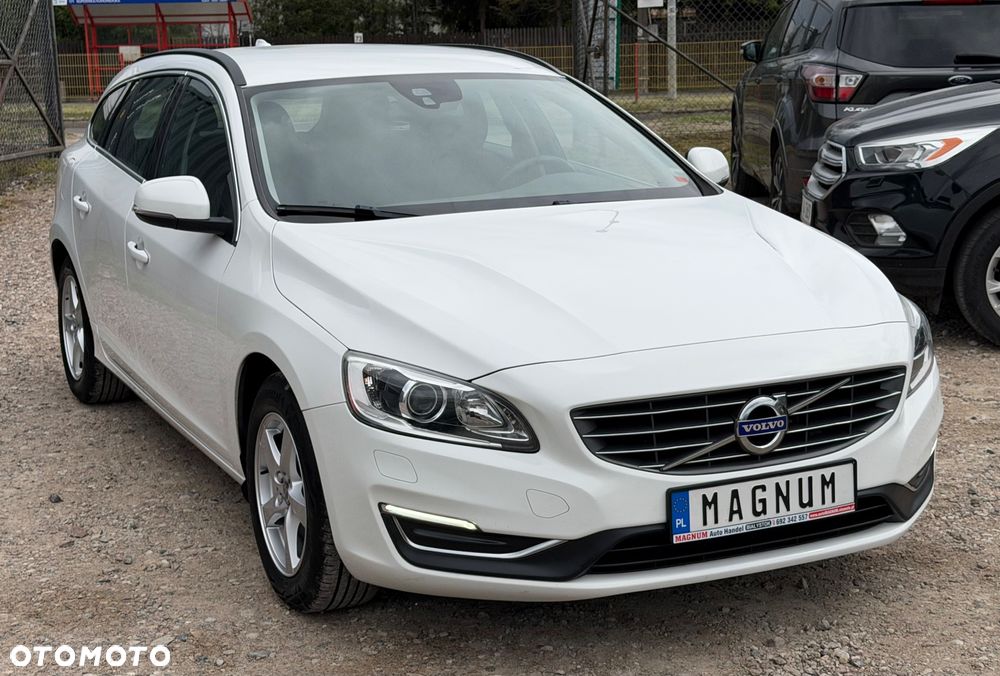 Volvo V60 D3 Drive-E Momentum - 3