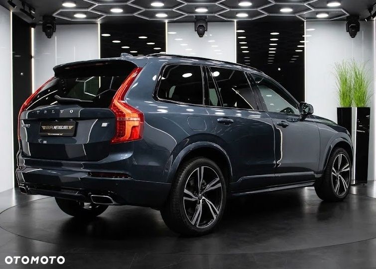 Volvo XC 90 T8 AWD Plug-In Hybrid Ultimate Dark 7os - 7