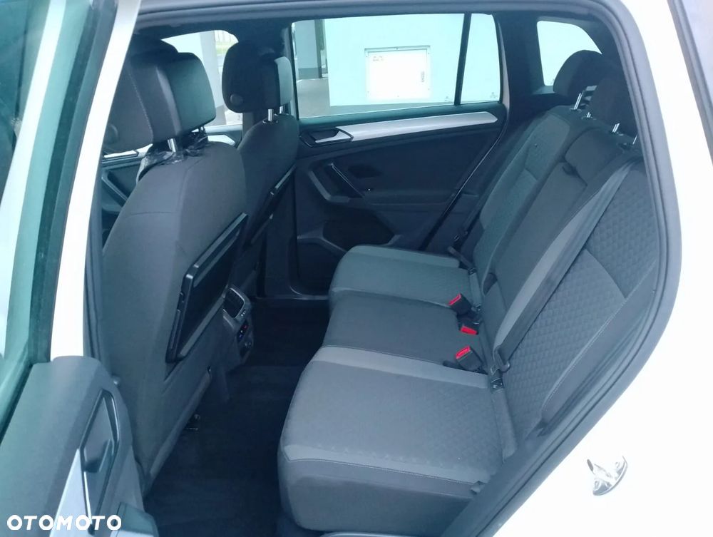 Volkswagen Tiguan 2.0 TDI SCR R-Line - 14