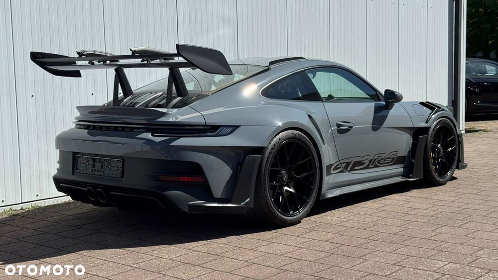 Porsche 911 GT3 RS - 9