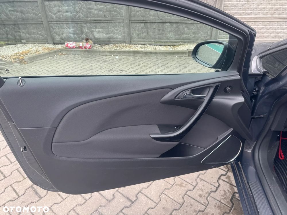 Opel Astra IV GTC 1.4 T Active - 9