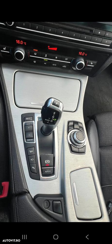 BMW Seria 5 525d xDrive - 12