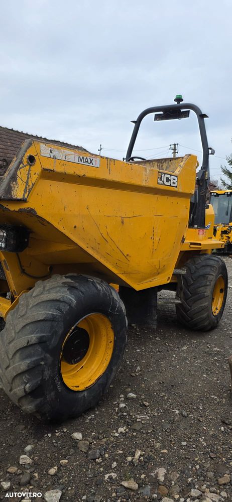 JCB 9 tone - 10