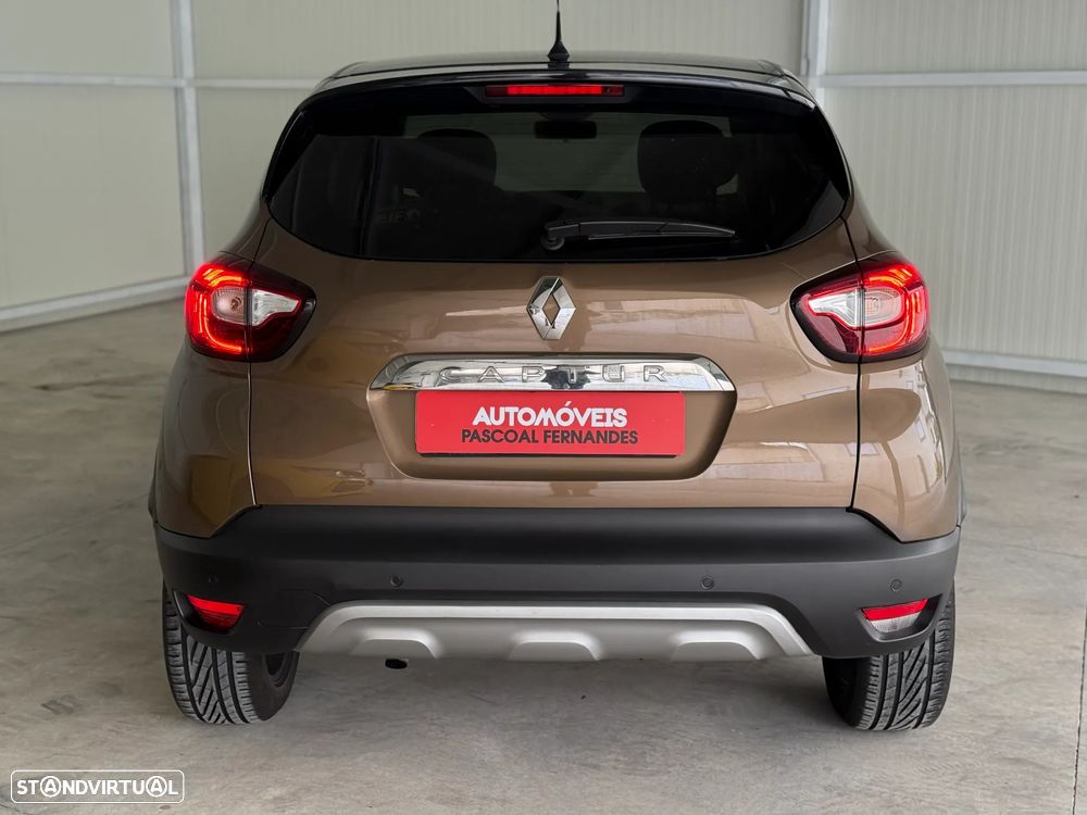 Renault Captur 0.9 TCE Exclusive - 17