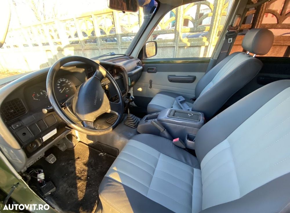 Toyota Land Cruiser - 6