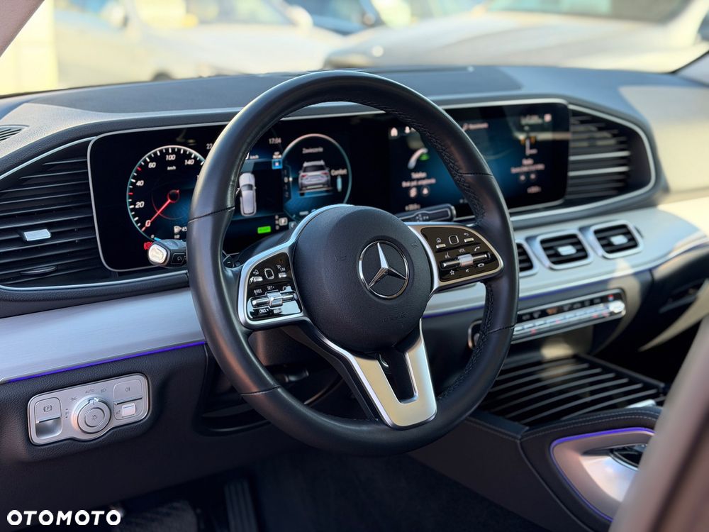 Mercedes-Benz GLE 300 d 4Matic 9G-TRONIC AMG Line - 25