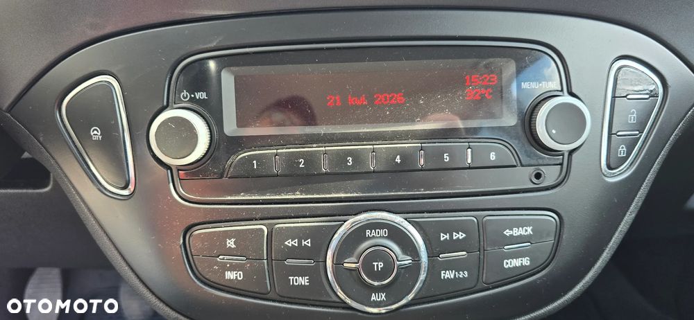 Opel Corsa 1.4 Enjoy - 25