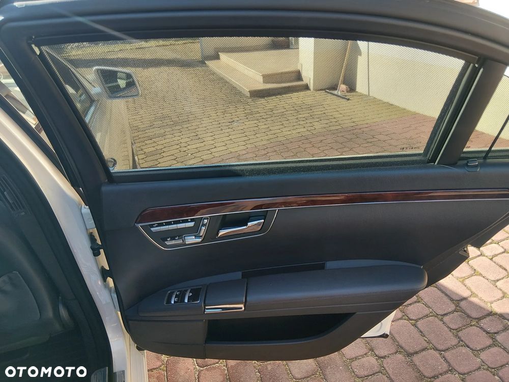 Mercedes-Benz Klasa S 500 L 4Matic 7G-TRONIC - 18