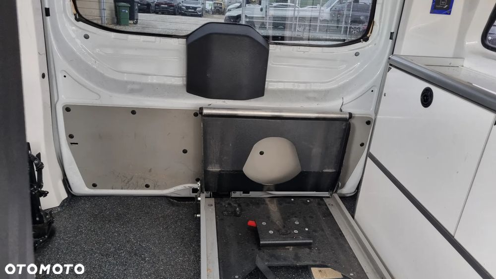 Mercedes-Benz Vito - 36