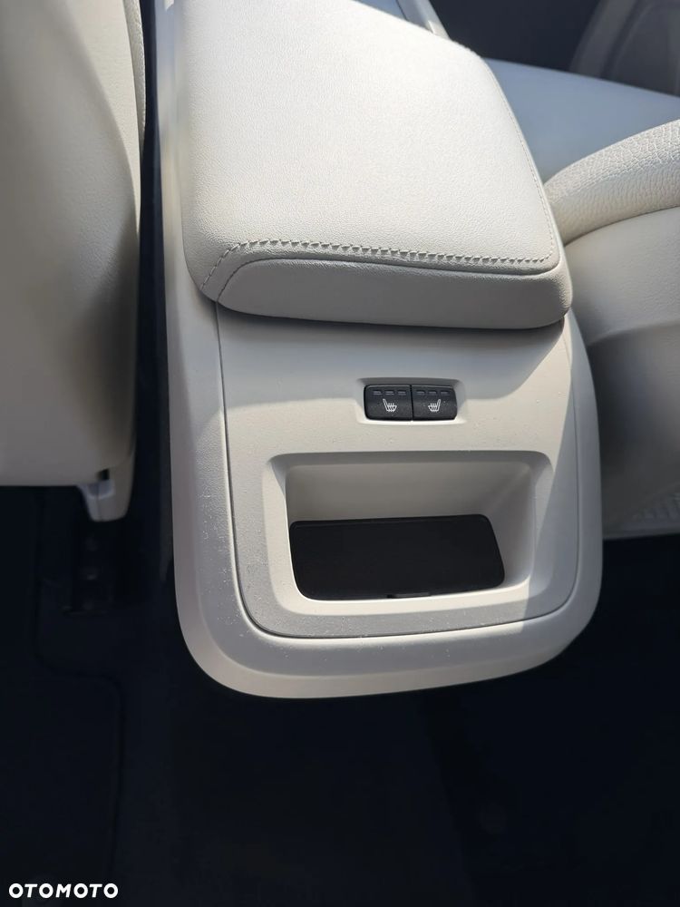 Volvo XC 60 B4 D Core - 13