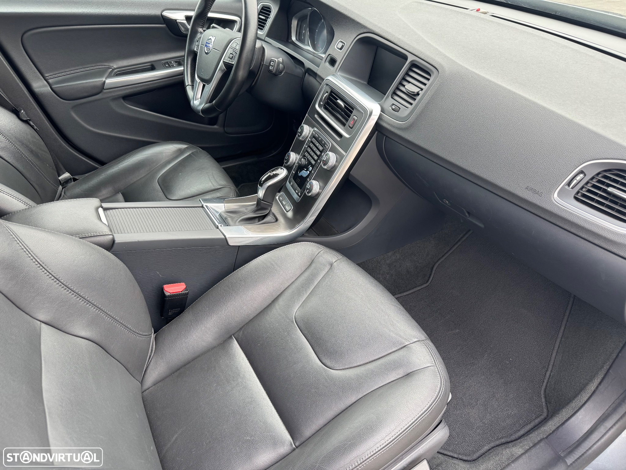 Volvo V60 D6 Twin Engine Geartronic Summum - 9