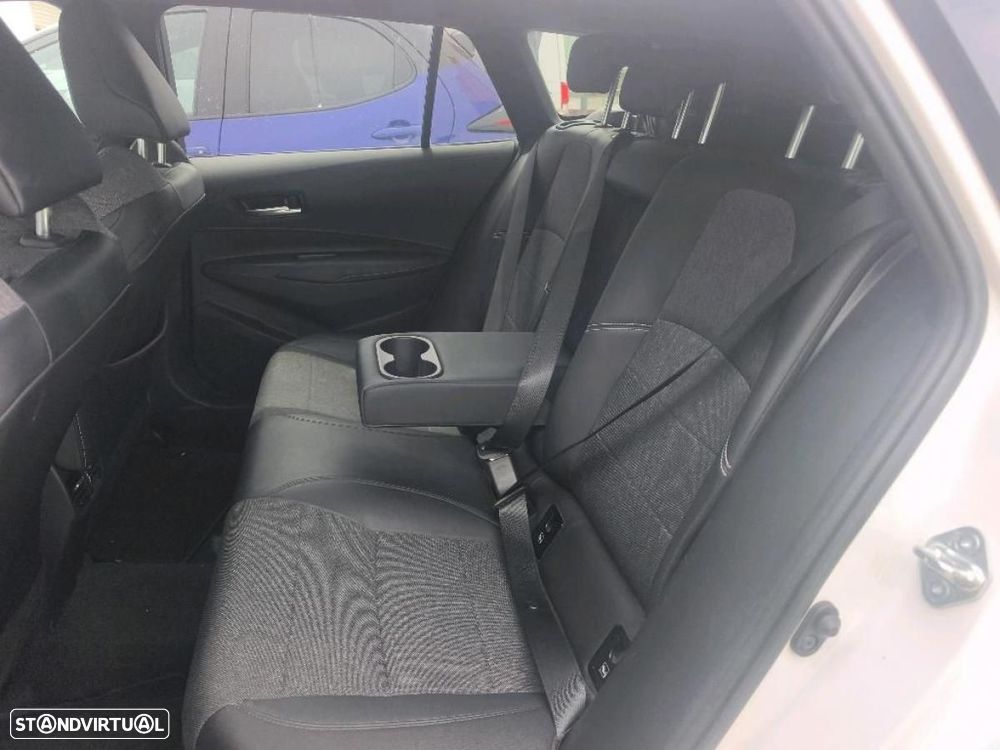 Toyota Corolla Touring Sports 1.8 Hybrid Comfort+P.Sport - 4