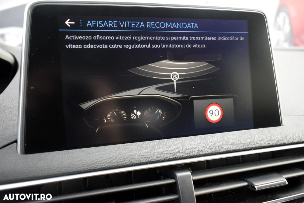 Peugeot 5008 BlueHDI 130 EAT8 Allure - 31