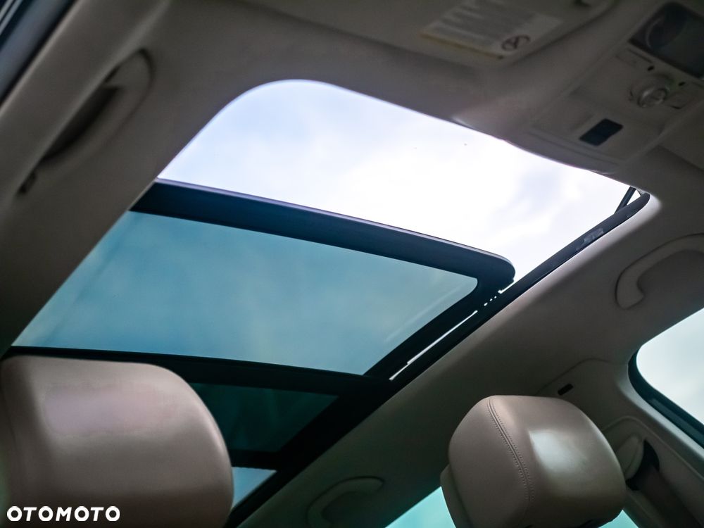 Volkswagen Passat 2.0 TDI DPF Highline - 37