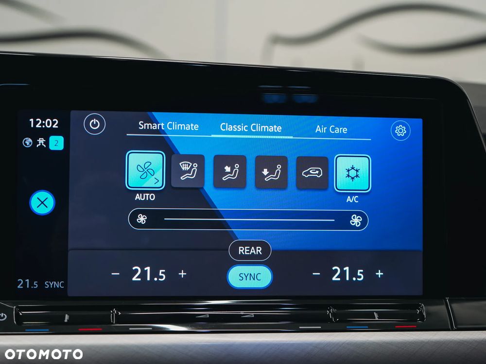 Volkswagen Golf - 28