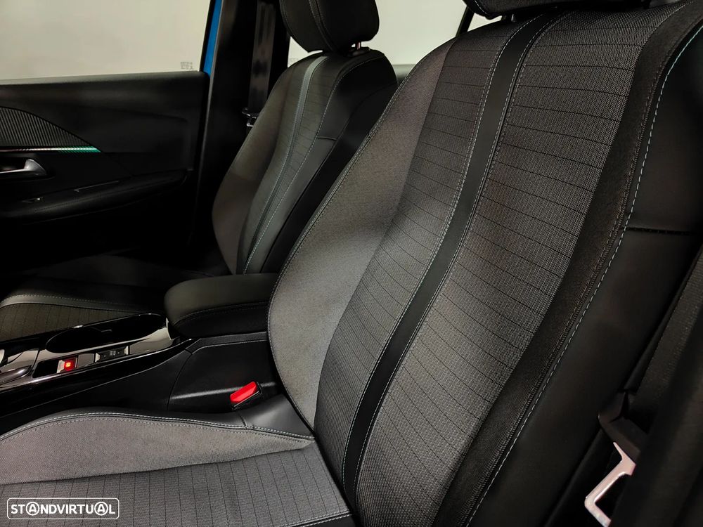 Peugeot 208 1.2 PureTech Allure EAT8 - 30