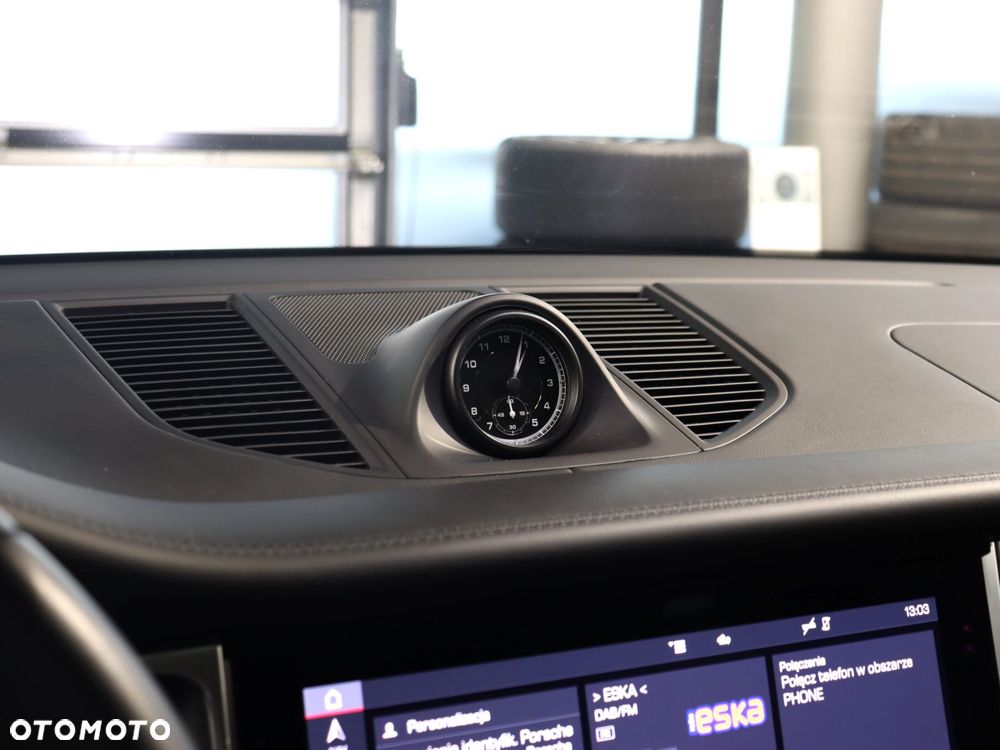 Porsche Macan Standard - 23