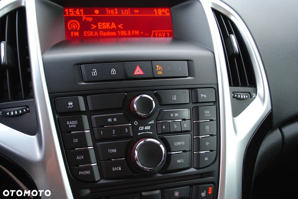 Opel Astra 1.4 Turbo Cosmo - 11