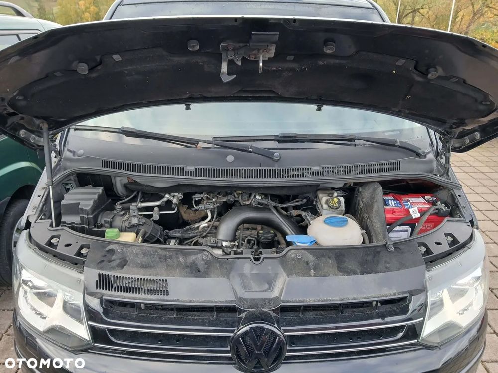 Volkswagen Multivan - 14