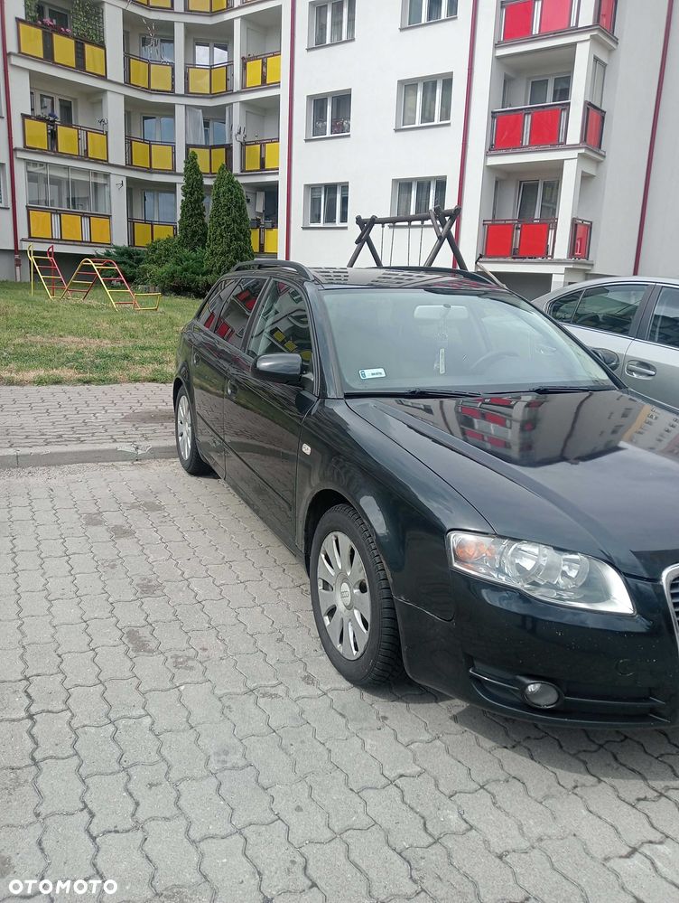 Audi A4 Avant - 1