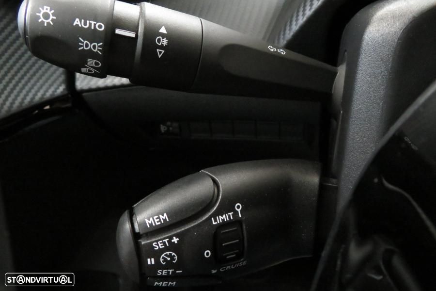 Peugeot e-208 50 kWh Style - 19