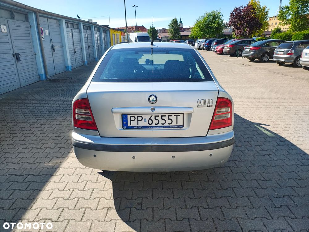 Skoda Octavia 1.6 Ice - 4