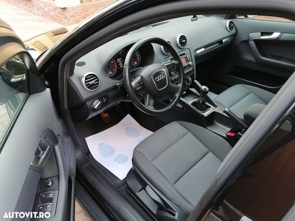 Audi A3 1.2 TFSI ack Ambiente - 6