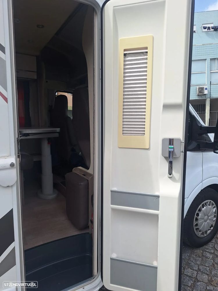 Ford Transit Perfilada - 3