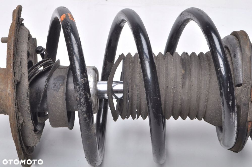 MITSUBISHI OUTLANDER III 2.2 MCPHERSON LEWY PRZÓD PRZEDNI - 2