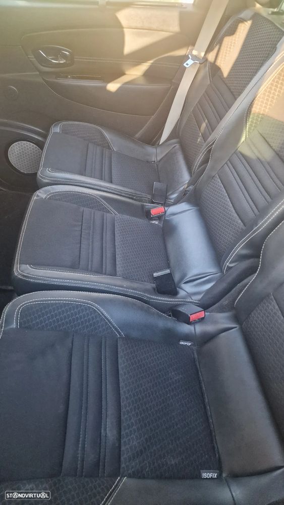 Renault Grand Scénic 1.5 dCi Bose Edition EDC SS - 19