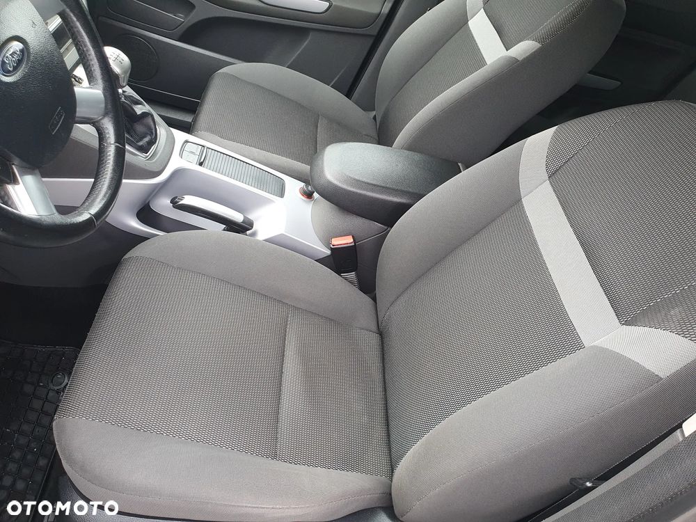 Ford Kuga 2.0 TDCi Individual - 20