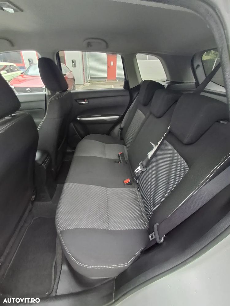 Suzuki Vitara 1.4 Passion - 11