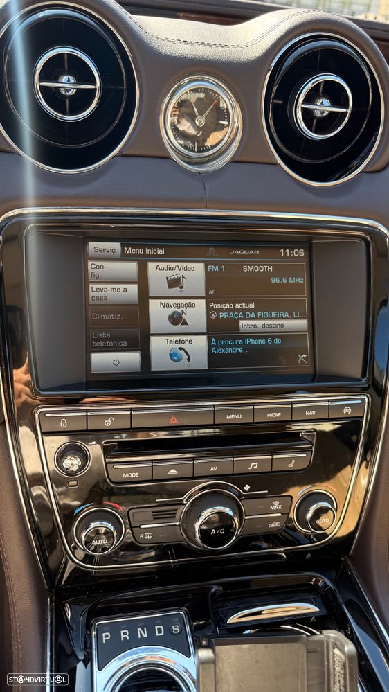 Jaguar XJ 3.0 D V6 LWB Premium Luxury - 15