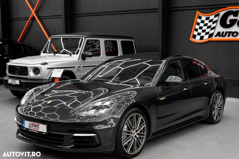 Porsche Panamera 4 E-Hybrid - 27