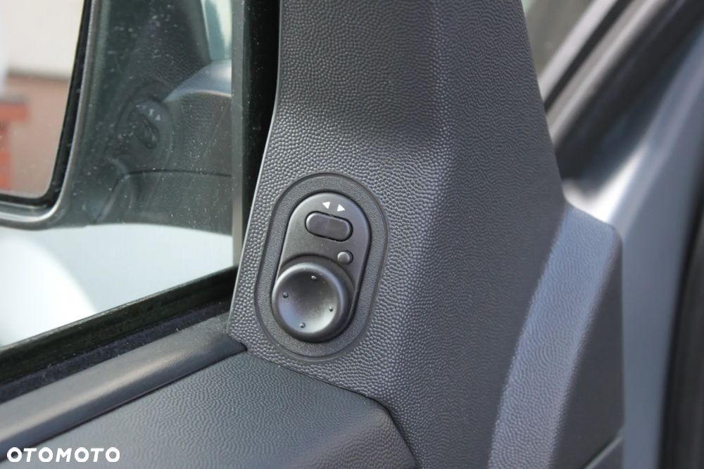 Opel Meriva - 17