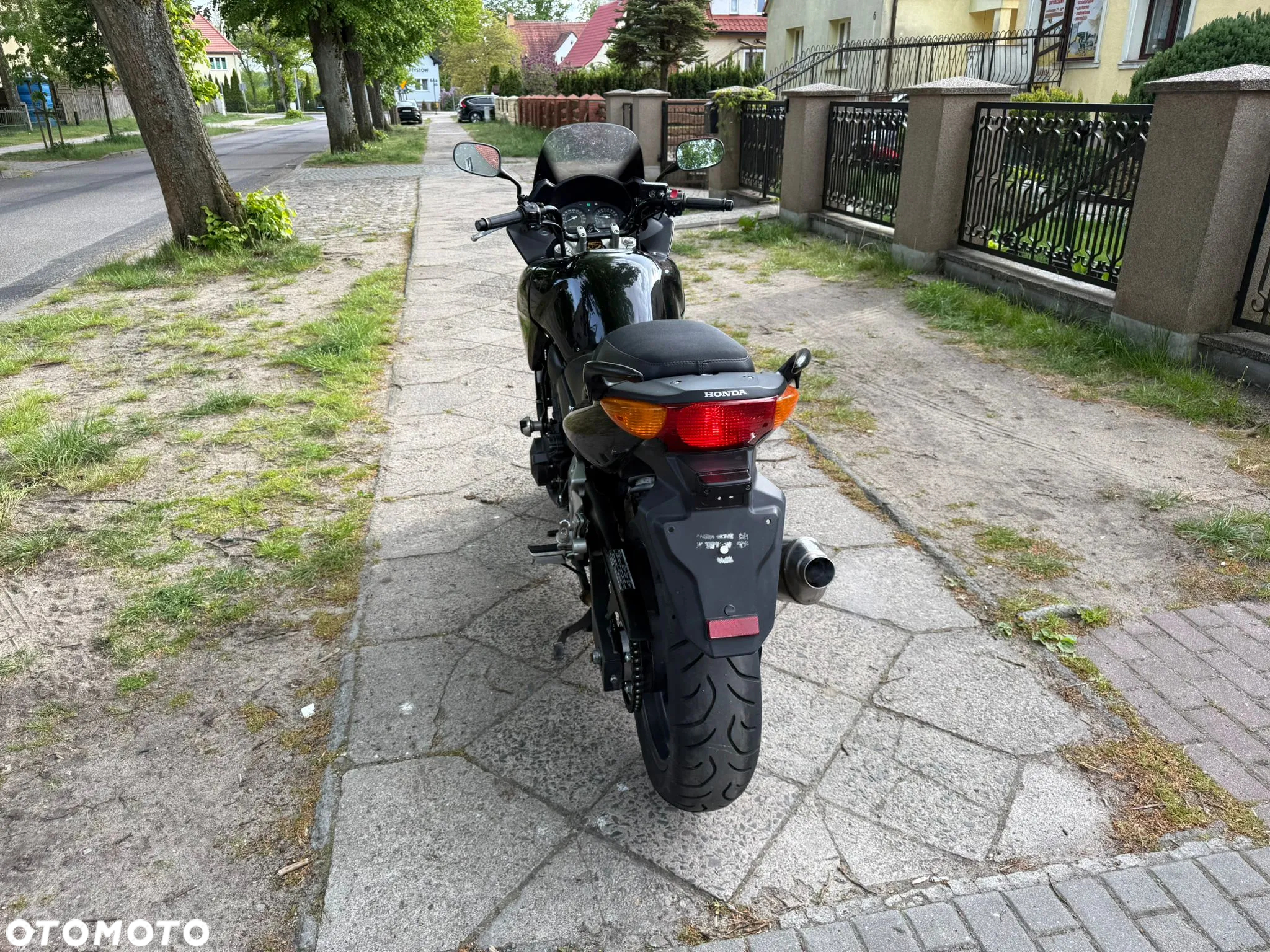 Honda CBF - 14