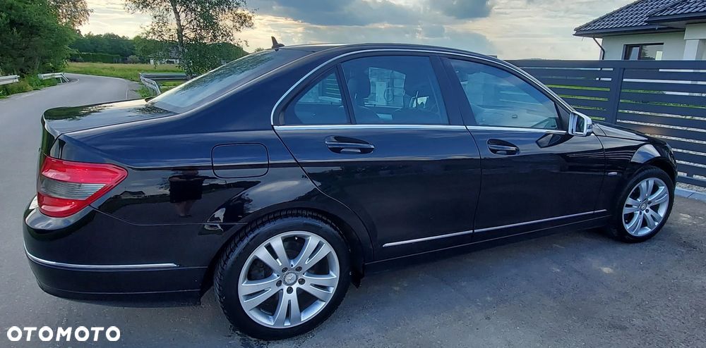 Mercedes-Benz Klasa C 200 CGI Automatik BlueEFFICIENCY Avantgarde - 8