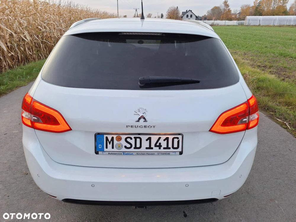 Peugeot 308 1.2 PureTech Allure S&S - 15