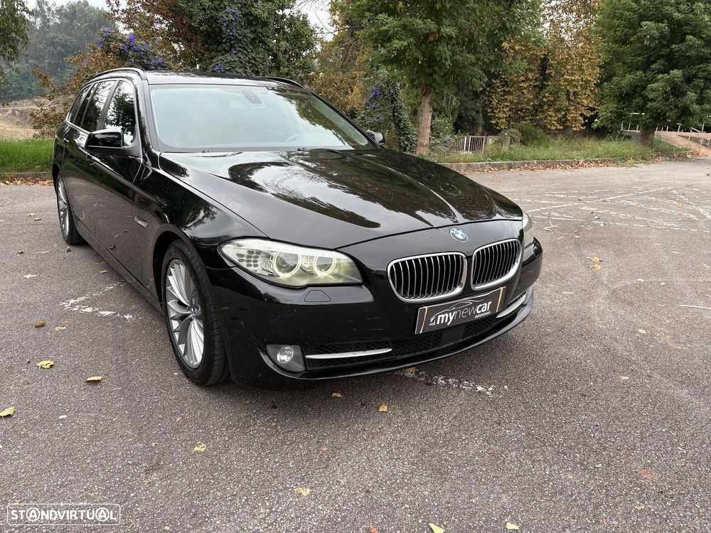 BMW 520 d Line Luxury Auto - 2