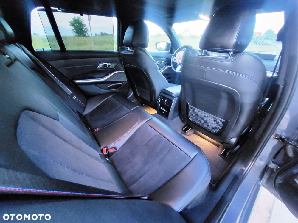 BMW Seria 3 M340d xDrive - 11