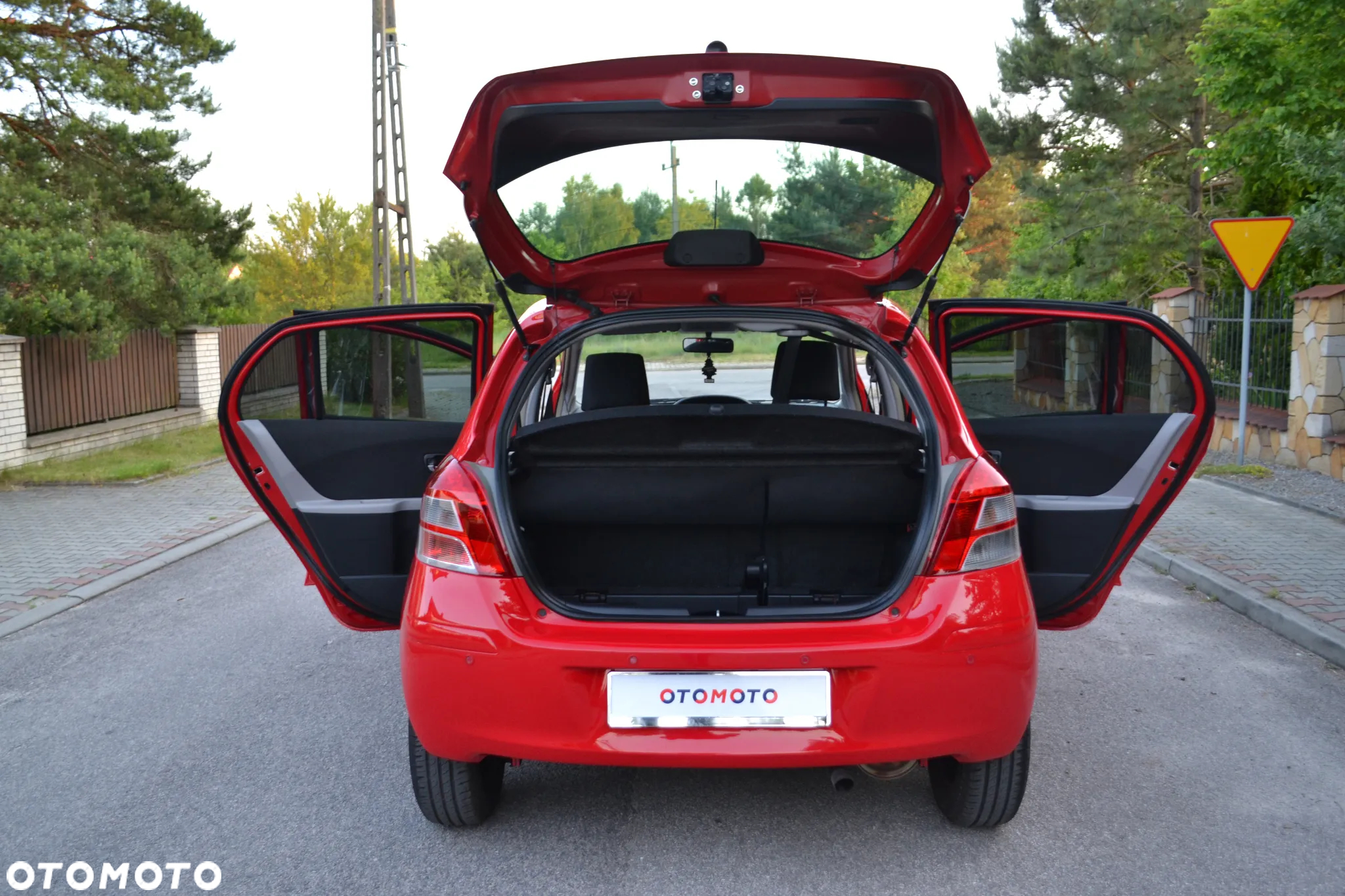 Toyota Yaris - 26