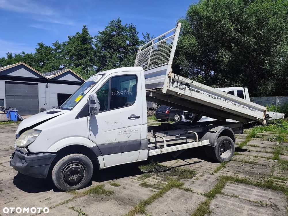 Mercedes-Benz Sprinter - 1