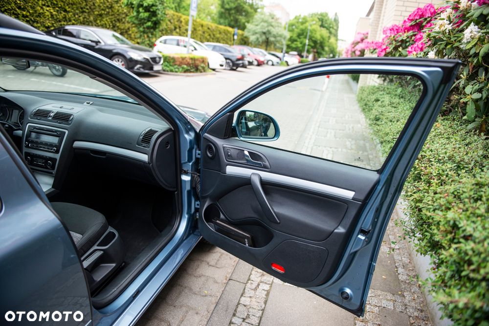 Skoda Octavia 1.6 Active - 22