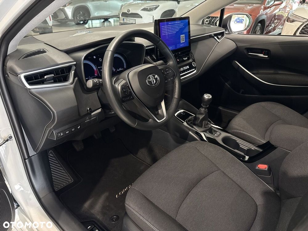 Toyota Corolla 1.5 Comfort - 11
