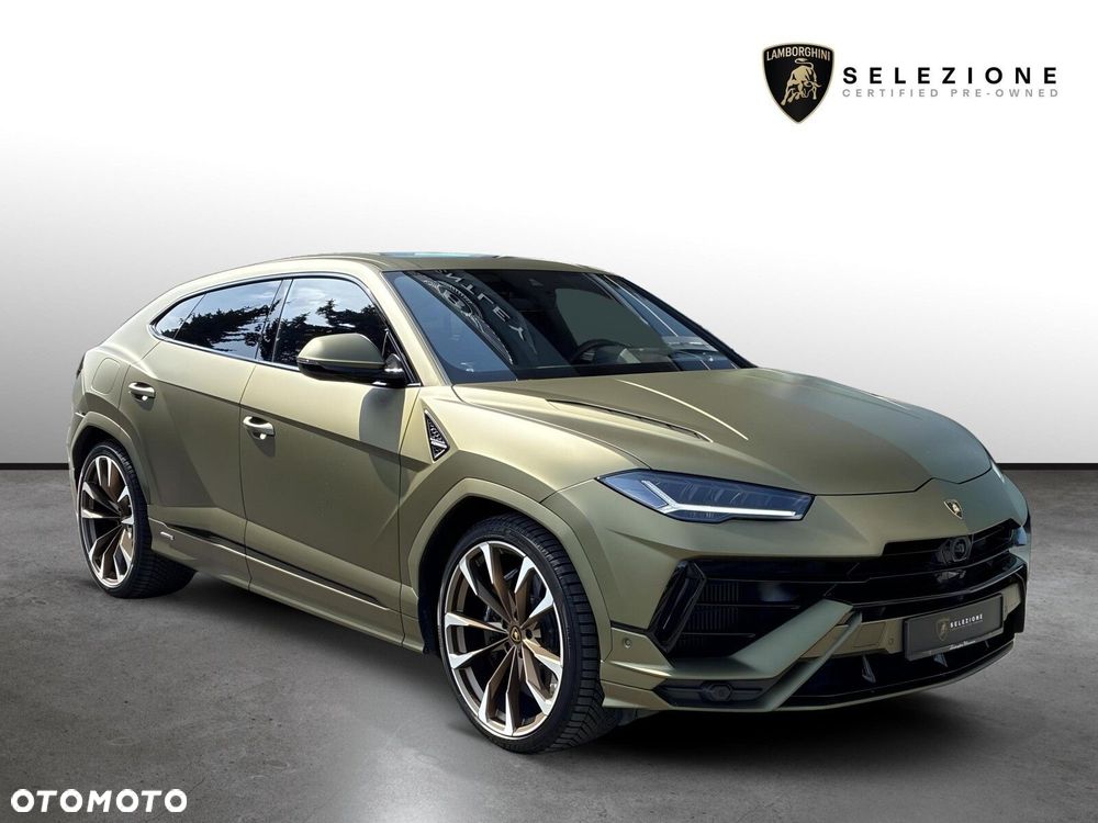 Lamborghini Urus - 1