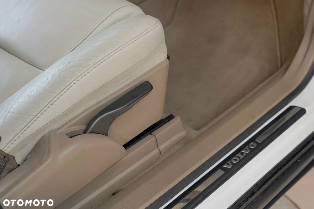 Volvo XC 90 3.2 Executive - 36