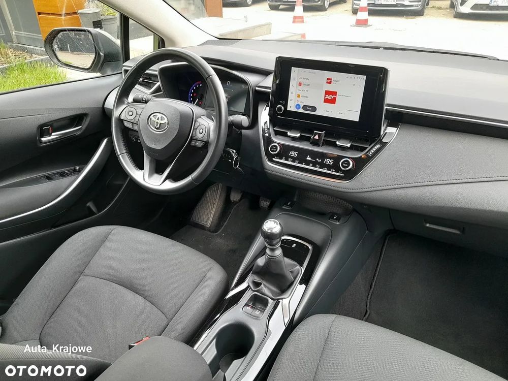 Toyota Corolla 1.5 Comfort - 11