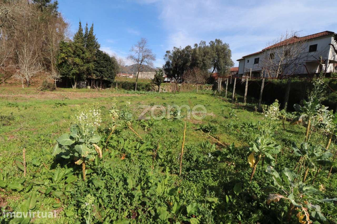 Terreno Rústico urbanizável com 4580m2 em Vale, Arcos de Valdevez - Grande imagem: 4/17
