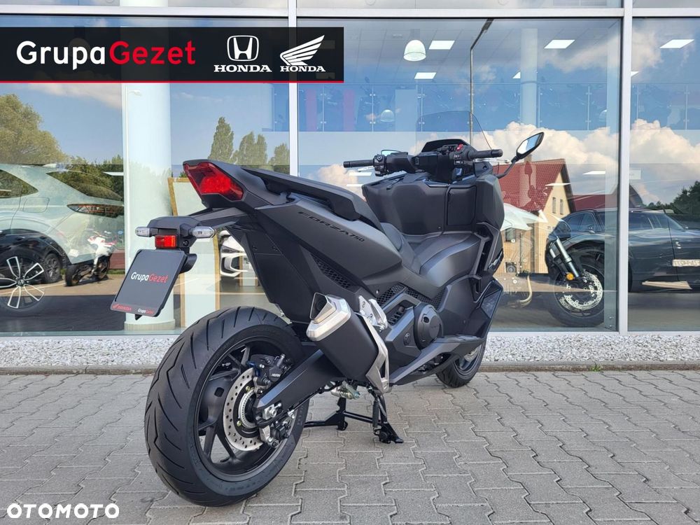 Honda NSS - 13